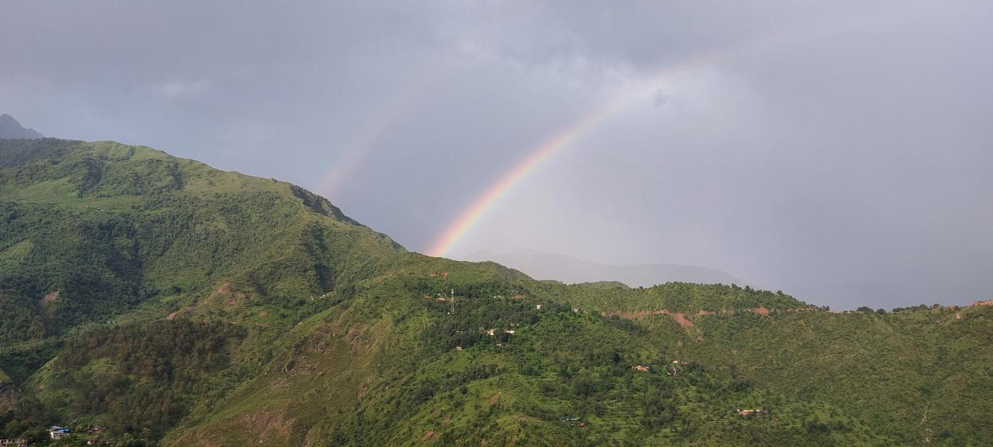 Mountain Heaven Mcleodganj Hotel Дхарамсала Екстериор снимка