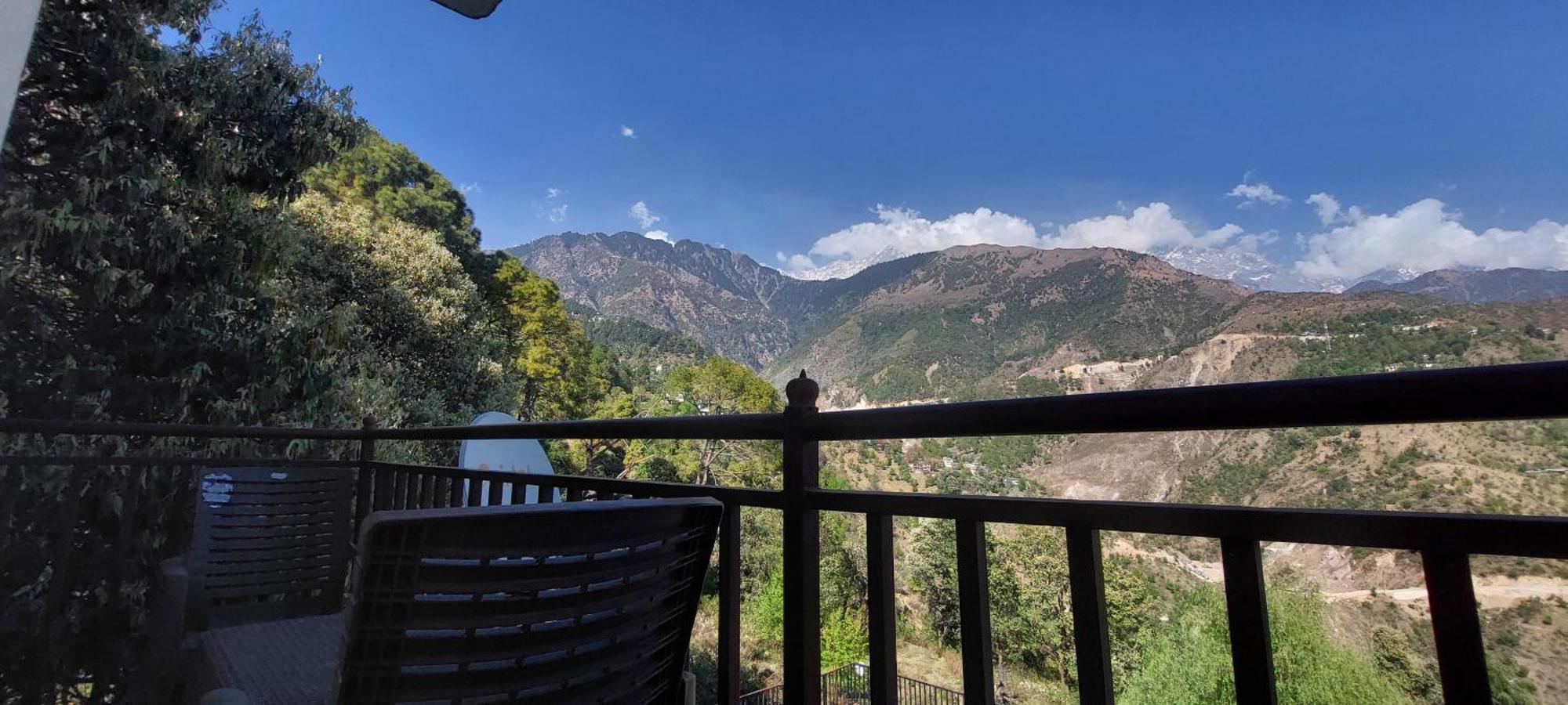 Mountain Heaven Mcleodganj Hotel Дхарамсала Екстериор снимка